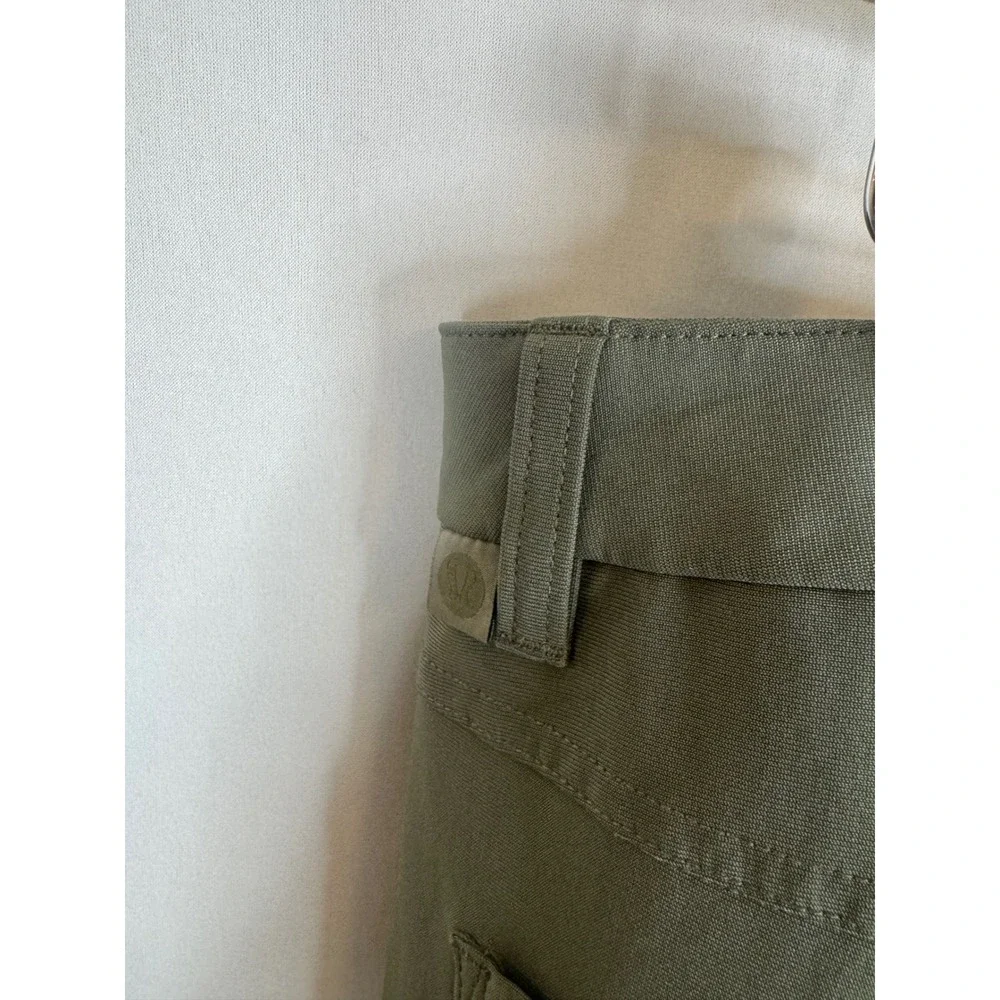 Lululemon ABC Pant Classic Warpstreme Olive Green Mens 36X30 LM5ALWS